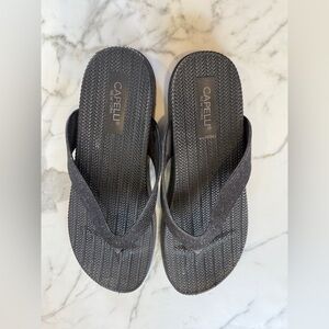 Capelli New York Black Flip Flops size 10 in good used condition